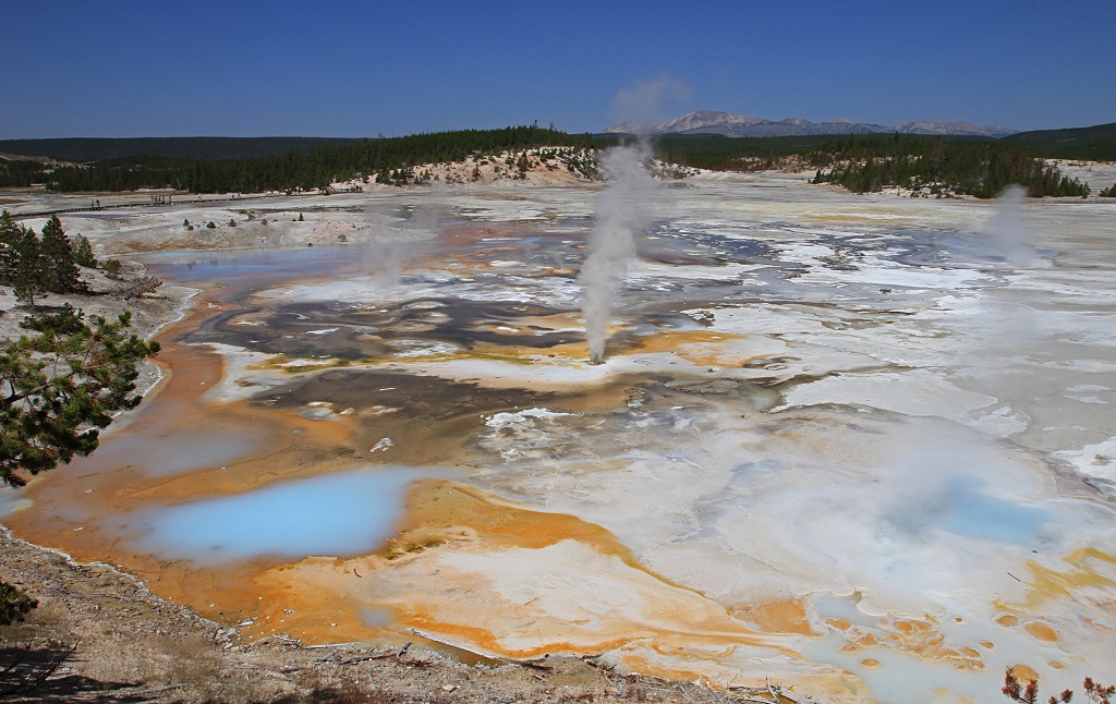 yellowstone-national-park